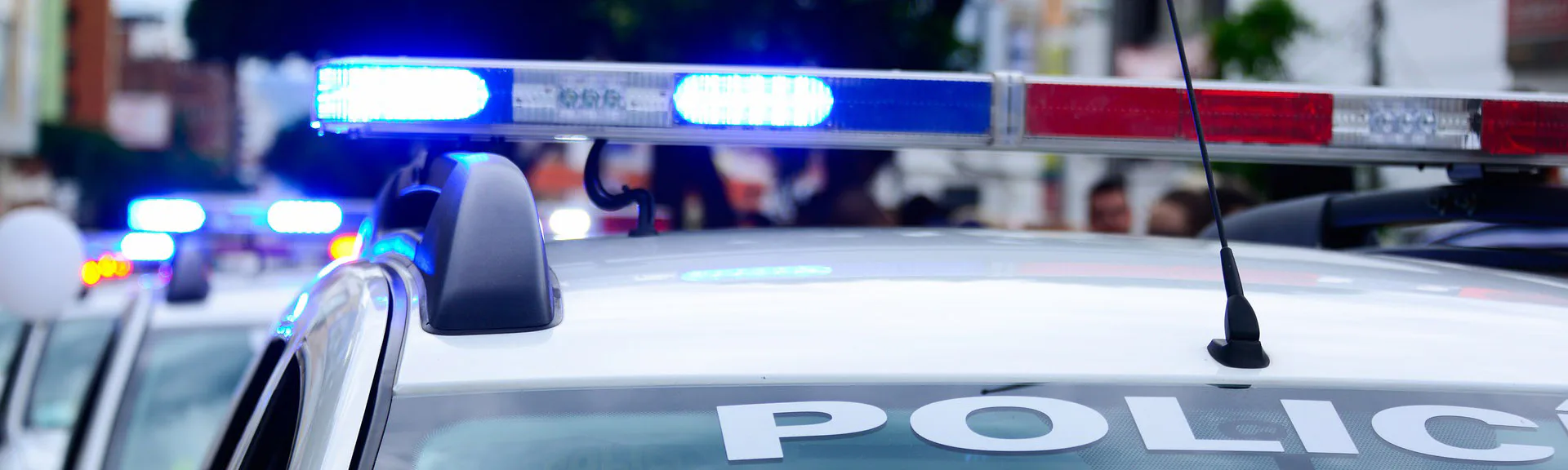 Rear view cameras in highway patrol vehicles and the so-called “2 km rule”