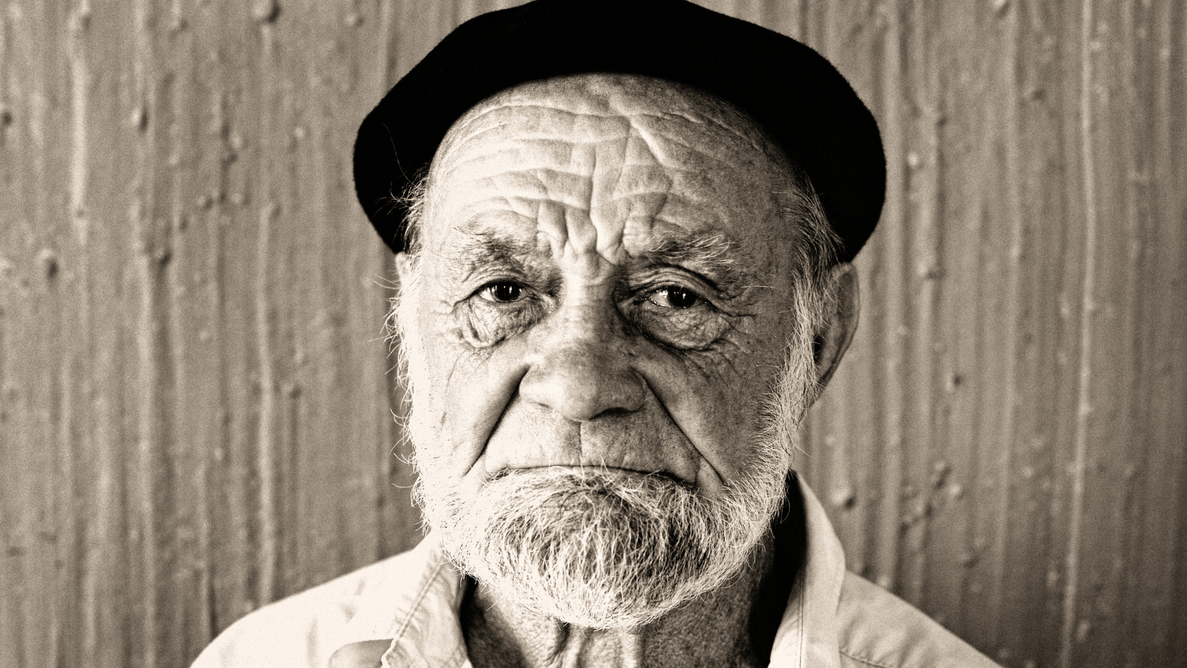 Did the old man have the mental capacity to change his will? Which case won?
